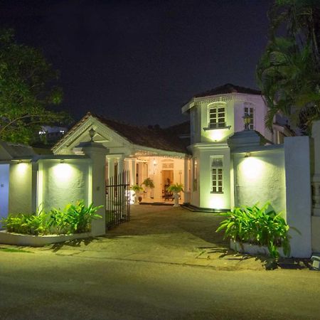 Villa Blanco Dehiwala-Mount Lavinia Exterior foto